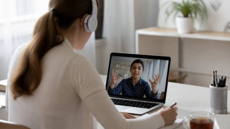 E-formations en santé pour développer les compétences à distance